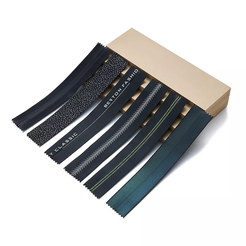 سحاب بلاستيكي مقاوم للماء